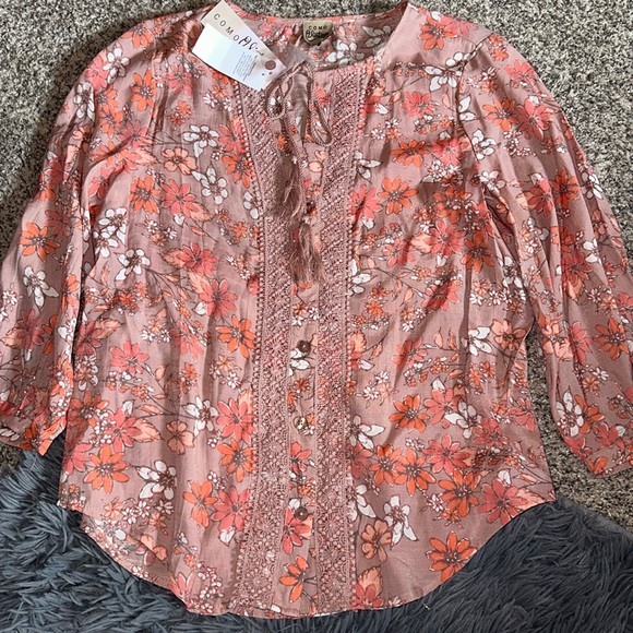 Como Vintage Tops - Women’s como vintage button up
